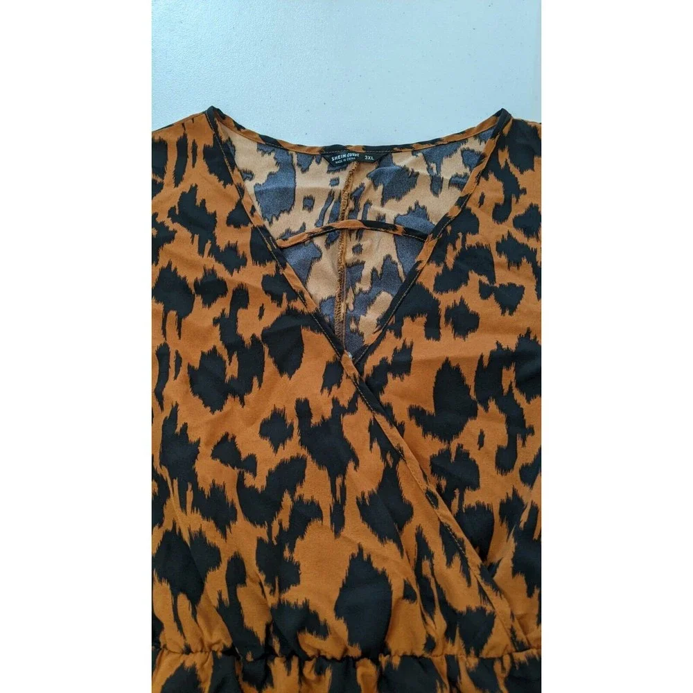 Shein CURVE Women's PLUS 3XL Leopard Print STRETCH Lightweight Blouse Top - Picture 3 of 13
